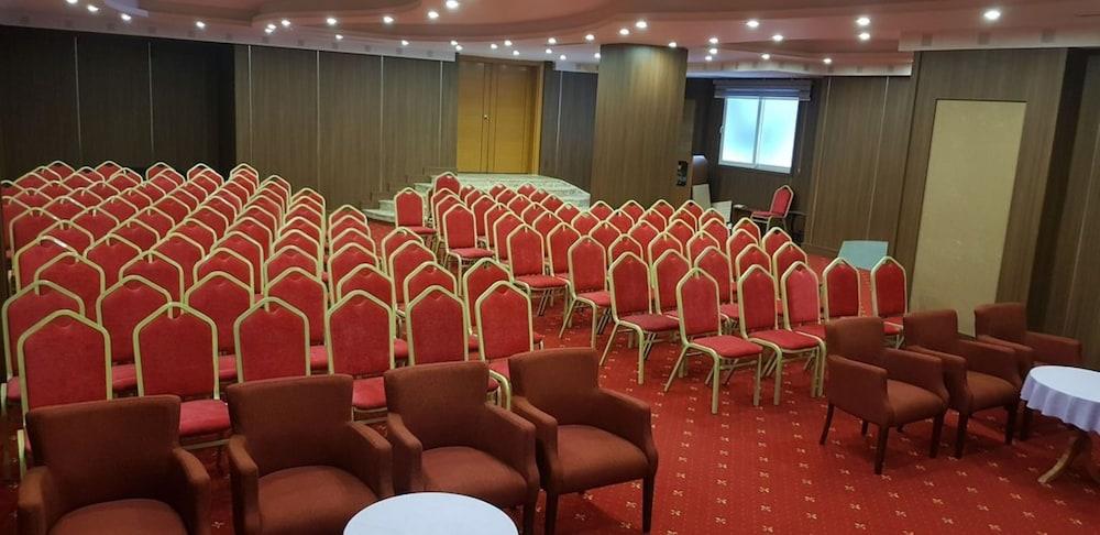 Grand Isias Hotel Adıyaman Εξωτερικό φωτογραφία